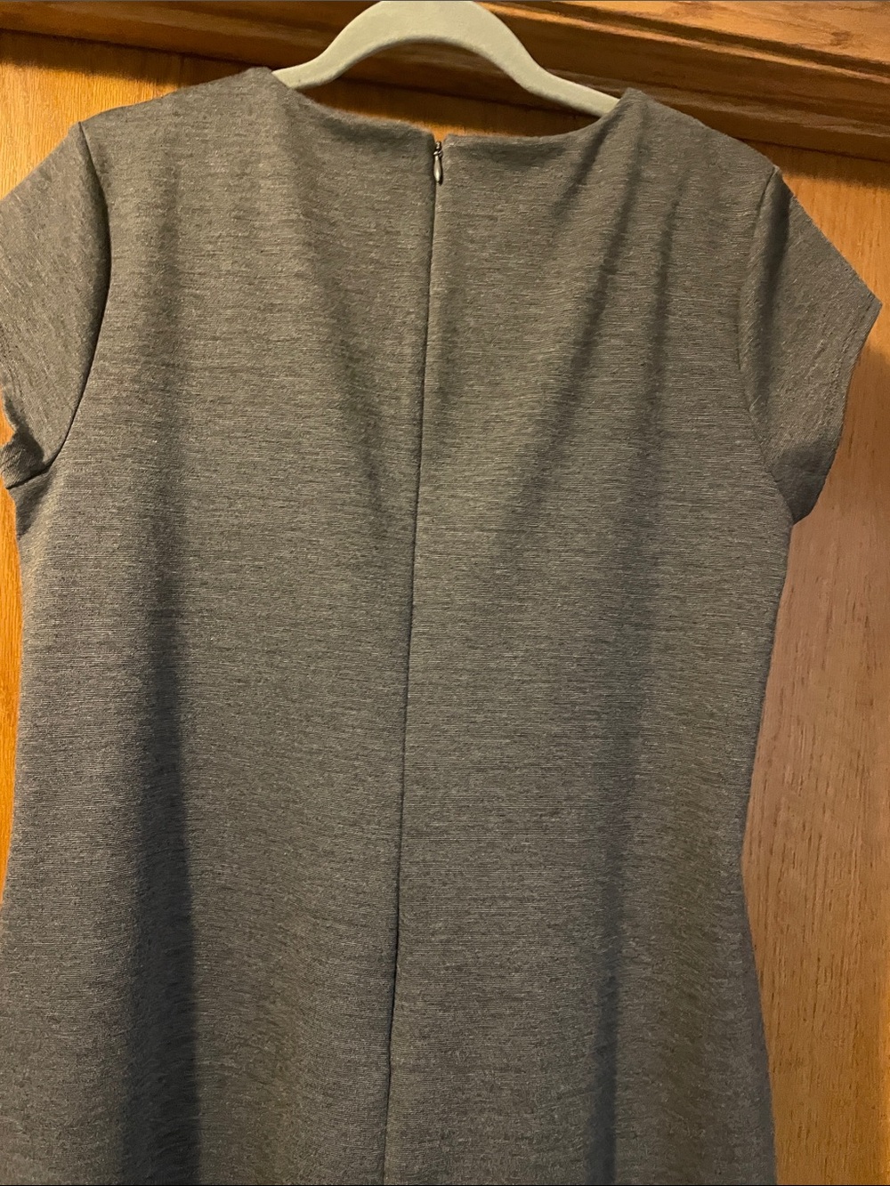 Lands' End Charcoal Gray Short-Sleeve Ponte Dress with Front Pleat L86 - Picture 3 of 10